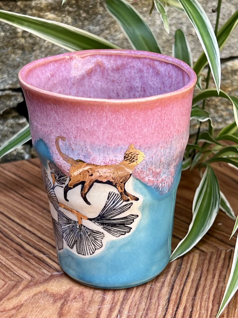 21 - Becher "Ginkgo mit Katzen"