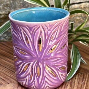 29 - Becher "Pretty Carving"