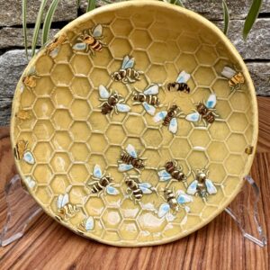 107 - Schale Biene Gold