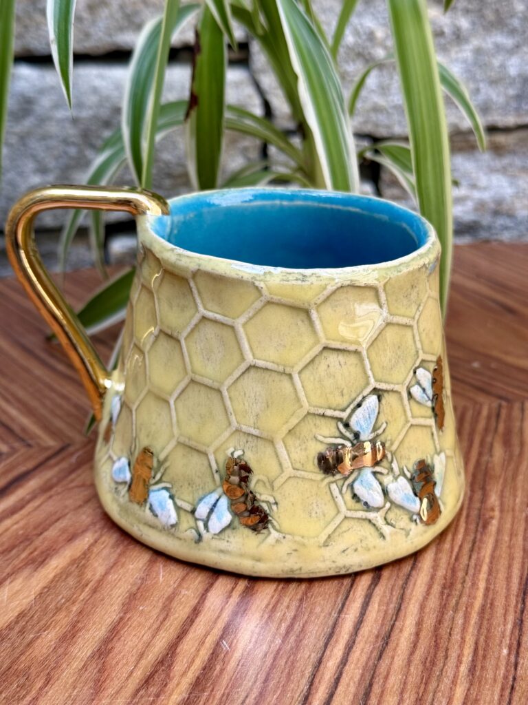 91 - Tasse Biene Gold