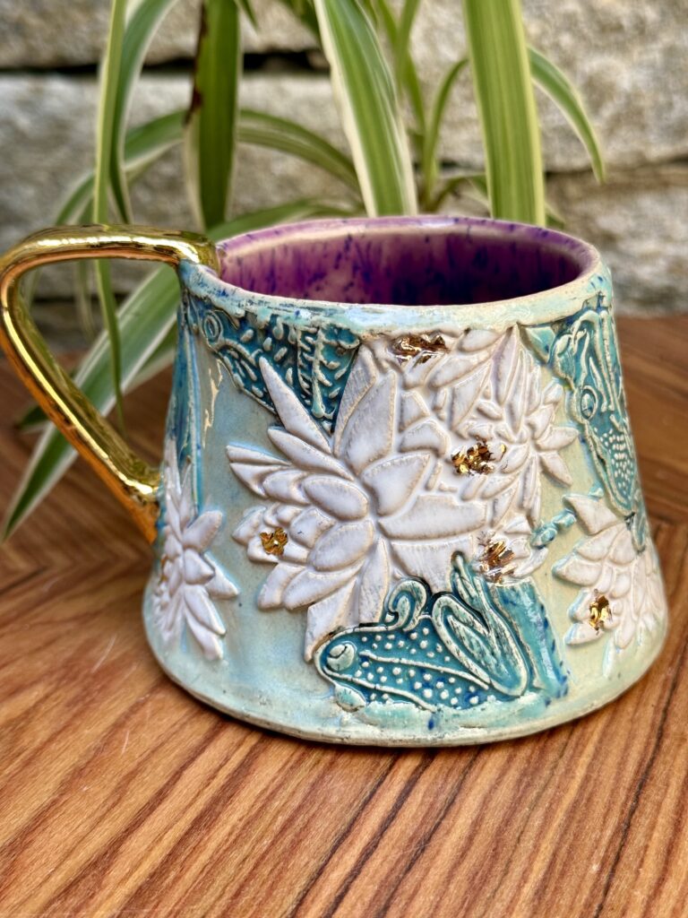 92 - Tasse Seerose mit Frosch