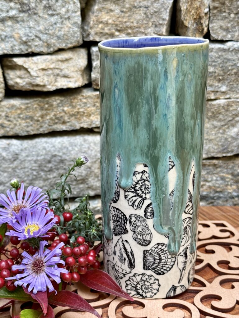 141 - Vase Muscheln